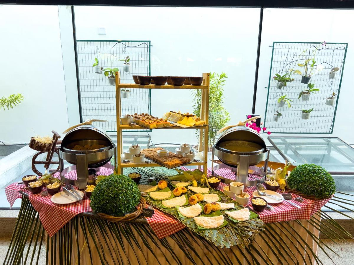 Hotel Praiamar & Convention 4*