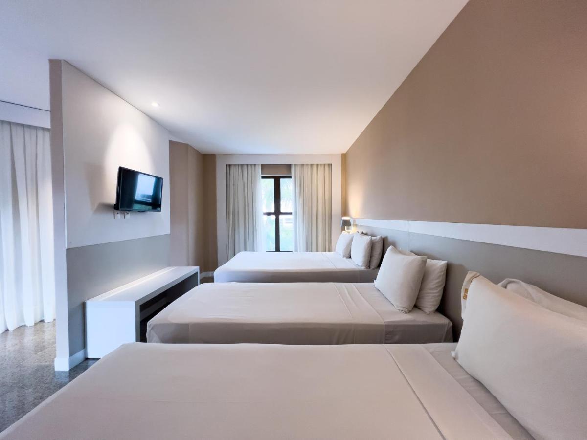 Praiamar & Convention Hotel